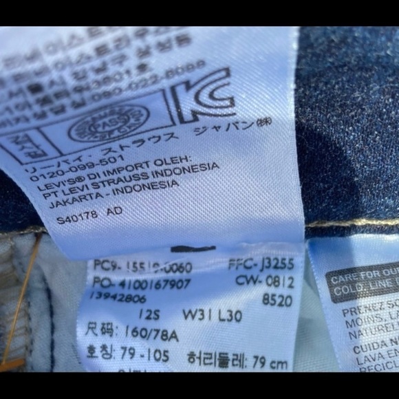 Levi’s 526 Slender Boot Denim Jeans - Picture 4 of 4